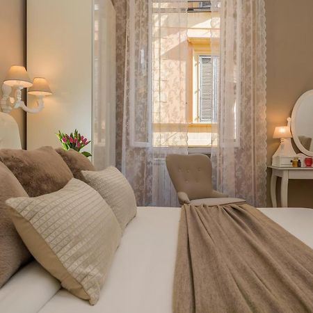Lovely New Home, Fontana Di Trevi Рим Экстерьер фото
