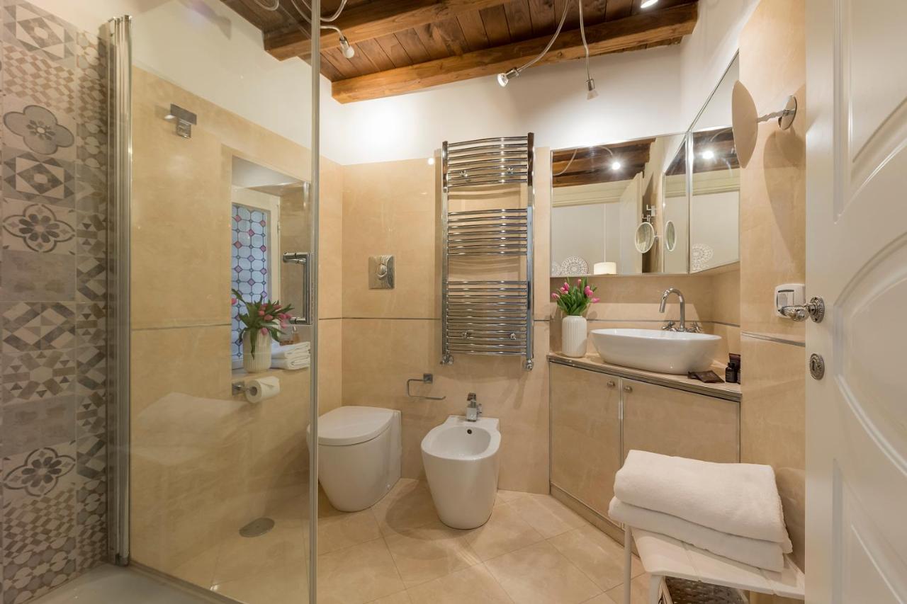 Lovely New Home, Fontana Di Trevi Рим Экстерьер фото