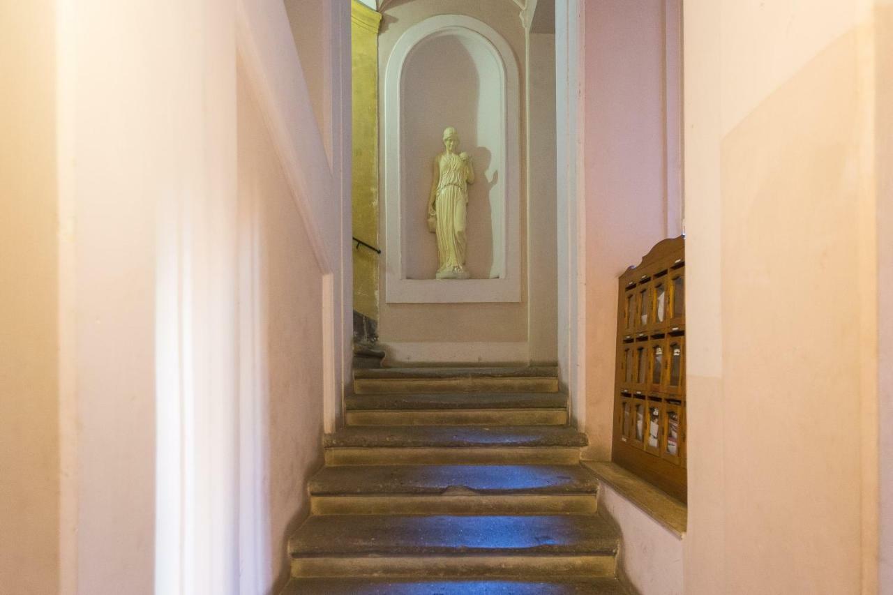 Lovely New Home, Fontana Di Trevi Рим Экстерьер фото